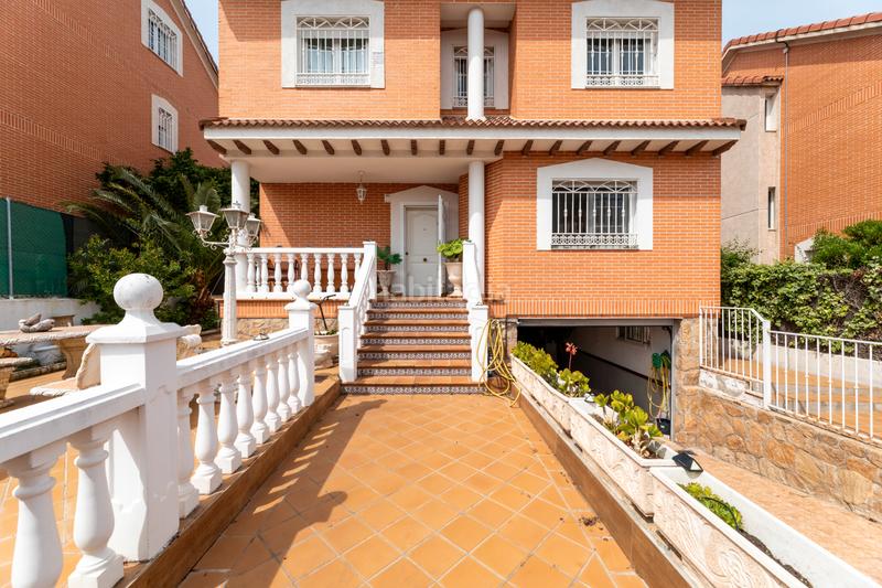 Foto 51327b44-0ba0-4641-8f46-b80e38db6d1d. Chalet with fireplace heating parking pool in La Cárcaba-El Encinar-Montemolinos Arroyomolinos