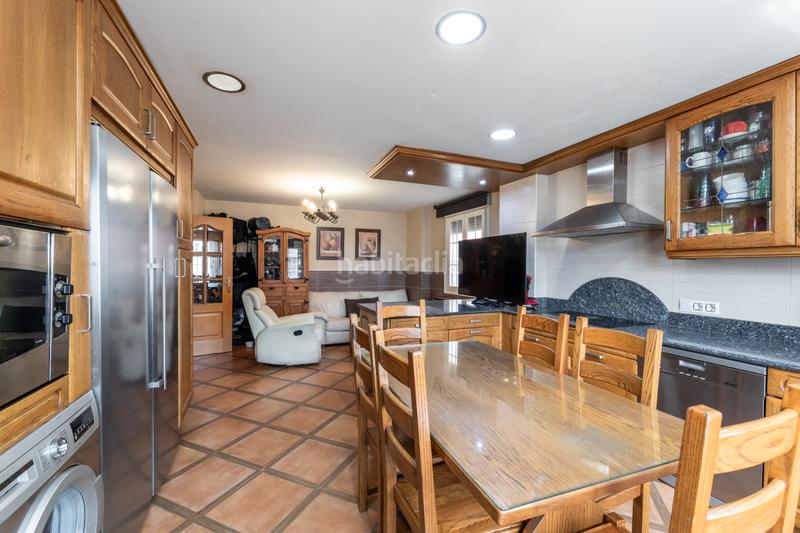 Foto e3bf2cab-60c7-45e0-a168-9803da4e35ed. Chalet with fireplace heating parking pool in La Cárcaba-El Encinar-Montemolinos Arroyomolinos