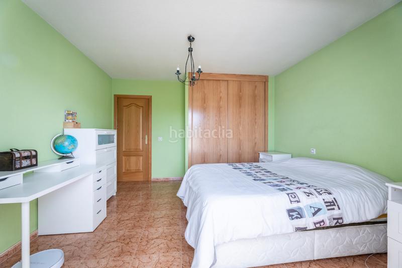 Foto 02b9b43f-191b-4920-ad0f-6e5216d94a42. Chalet avec cheminée chauffage parking piscine dans Arroyomolinos