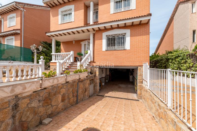 Foto f4695072-f59c-4605-8ab4-cbf4b027d7d9. Chalet avec cheminée chauffage parking piscine dans Arroyomolinos