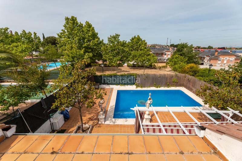 Foto cf76f823-08ea-4084-8568-3f9914b237dc. Xalet amb xemeneia calefacció aparcament piscina a Arroyomolinos