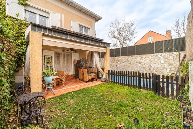 Foto 6d9504e3-30f1-4150-a796-937da2087ce0. Casa pareada capital home vende chalet pareado en Boadilla del Monte