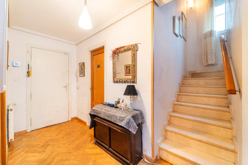 Foto be11d806-b500-41ae-8a1c-8b9351bbfa39. Casa pareada capital home vende chalet pareado en Boadilla del Monte