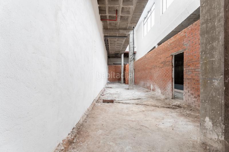 Foto c46dbe8b-8885-4f61-acc1-fb4f3fe03522. Locale commerciale in Zona Europa Arroyomolinos