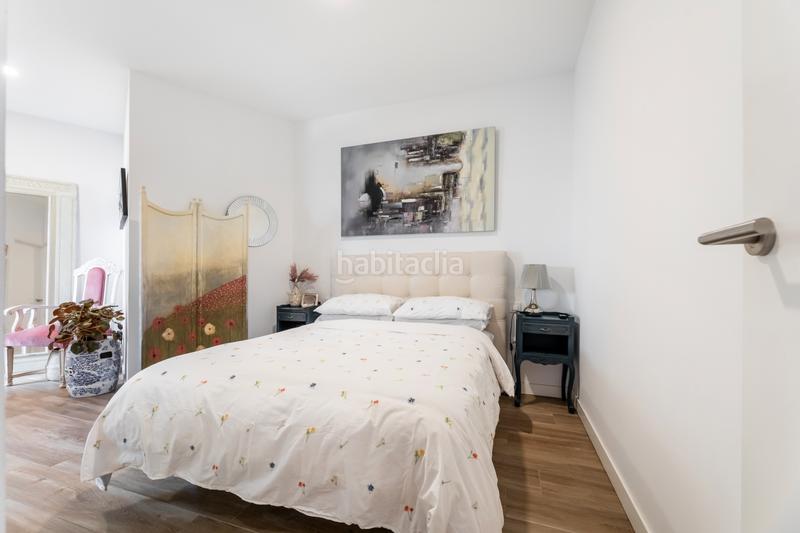 Foto cc90c2ba-4613-4087-ae20-3b6f1e7e10de. Dúplex capital home vende espectacular dúplex invertido en el corazón del pueblo. en Navalcarnero