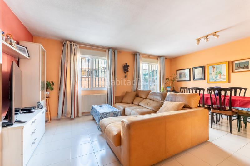 Foto 4e365f59-5a9f-4b8b-82e4-50cd3f063902. Casa pareada capital home vende en exclusiva chalet pareado del olivar . en Navalcarnero