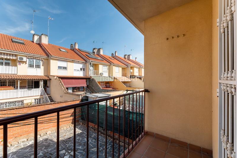 Foto 53a17e73-27aa-4e0a-922c-57a20b8301a6. Casa pareada capital home vende en exclusiva chalet pareado del olivar . en Navalcarnero
