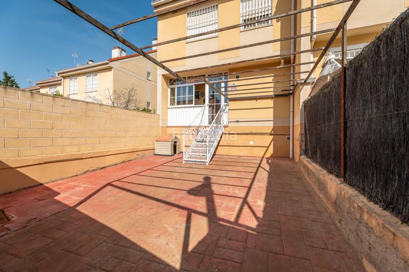 Foto 8a0ee64d-4a76-47f9-b085-ff3d442b7100. Casa pareada capital home vende en exclusiva chalet pareado del olivar . en Navalcarnero