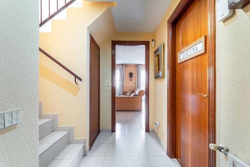 Foto becb365b-f5d5-4c6d-9f2a-f86f34f19a57. Casa pareada capital home vende en exclusiva chalet pareado del olivar . en Navalcarnero