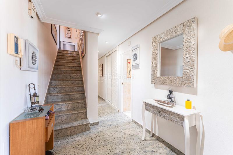 Foto 15634833-4cf9-4662-9185-59c2beaaa7ed. Casa pareada capital home vende en exclusiva fantastico chalet pareado con piscina en los peñascales en Torrelodones