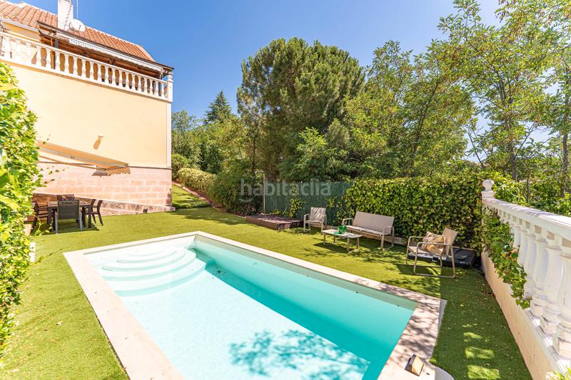 Foto 46b90a11-87bd-4a23-9ddd-04a41744042d. Casa pareada capital home vende en exclusiva fantastico chalet pareado con piscina en los peñascales en Torrelodones