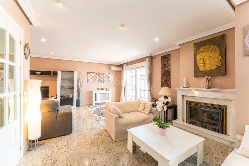 Foto e1a24aae-6b89-4646-8f88-3e4512035dc9. Casa pareada capital home vende en exclusiva fantastico chalet pareado con piscina en los peñascales en Torrelodones