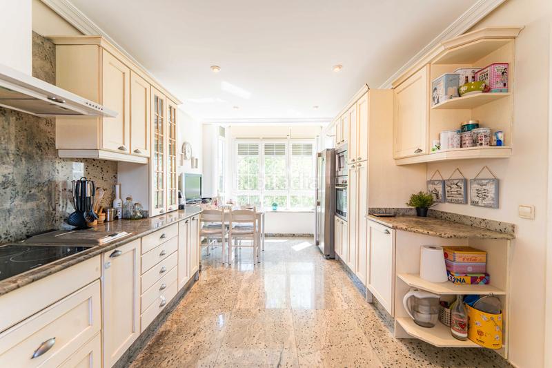 Foto fbd58b5a-7017-4f3f-949c-861ba5515ead. Casa pareada capital home vende en exclusiva fantastico chalet pareado con piscina en los peñascales en Torrelodones