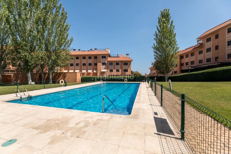 Foto 8c2a5893-b4cd-4f30-a0f0-b4b7110f3243. Flat with heating pool in La Dehesa - El Pinar Navalcarnero