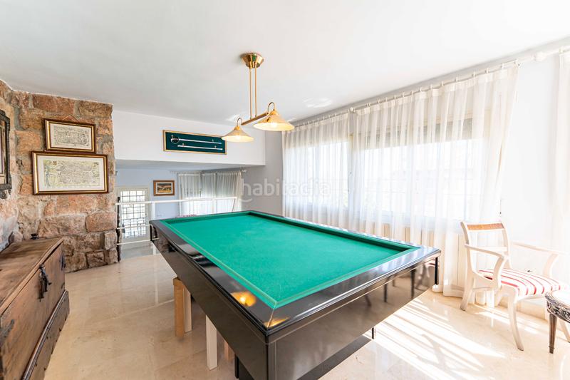 Foto 7cce22aa-f9f6-4076-bffe-41c917bf1700. Xalet amb xemeneia calefacció aparcament piscina a Torrelodones