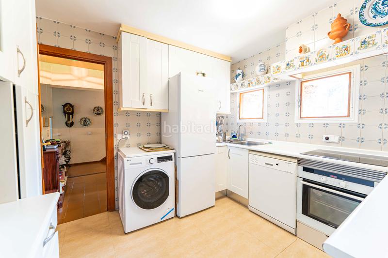 Foto 8eefae34-e006-4df5-ada5-eda743b26338. Xalet amb xemeneia calefacció aparcament piscina a Torrelodones