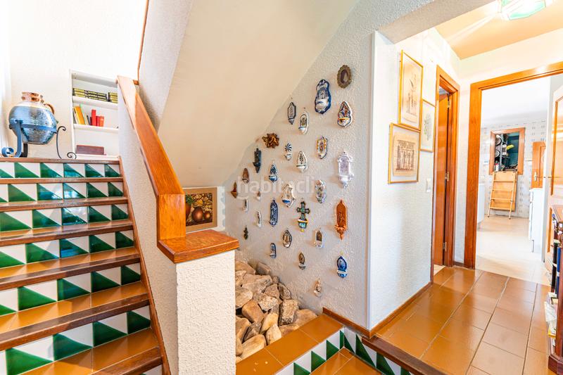 Foto a03b4cd4-3e9f-45cb-9de3-3e3b8c8b834b. Xalet amb xemeneia calefacció aparcament piscina a Torrelodones