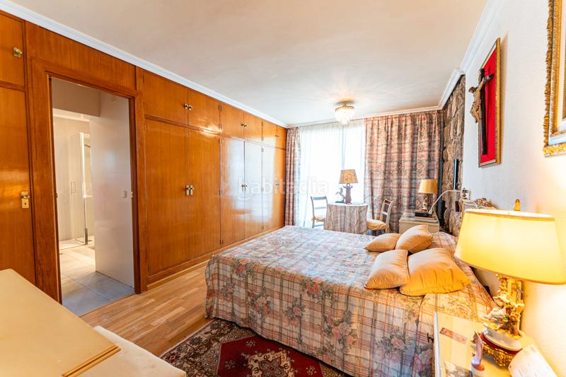 Foto b969bf90-8e0a-4242-a7da-0afea2c5fe28. Xalet amb xemeneia calefacció aparcament piscina a Torrelodones