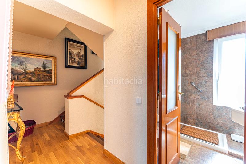 Foto c83dfb42-7588-4c2a-8440-67097e0e478d. Xalet amb xemeneia calefacció aparcament piscina a Torrelodones