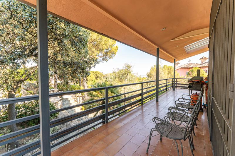 Foto e5041474-d7f8-4589-b2ce-30885eab20f2. Xalet amb xemeneia calefacció aparcament piscina a Torrelodones