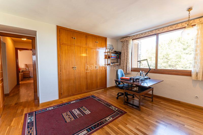 Foto fb63af1c-3340-4df9-8ba0-8257029074b8. Xalet amb xemeneia calefacció aparcament piscina a Torrelodones