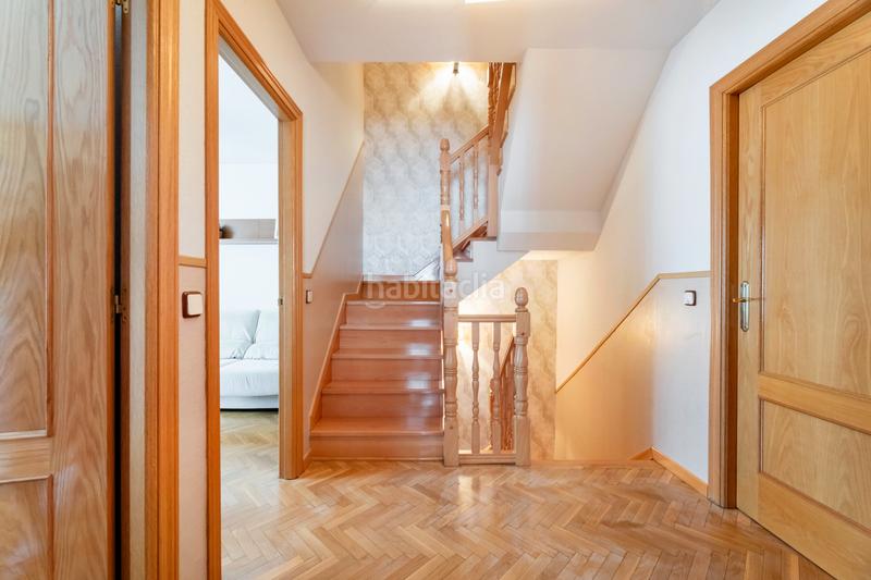 Foto 4486e81f-4aad-4c8b-a0af-e1620fd4386a. Casa aparellada amb calefacció aparcament piscina a Arroyomolinos