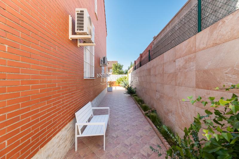 Foto 7b4b3c98-20f7-40ba-9407-13865a0301d5. Casa aparellada amb calefacció aparcament piscina a Arroyomolinos