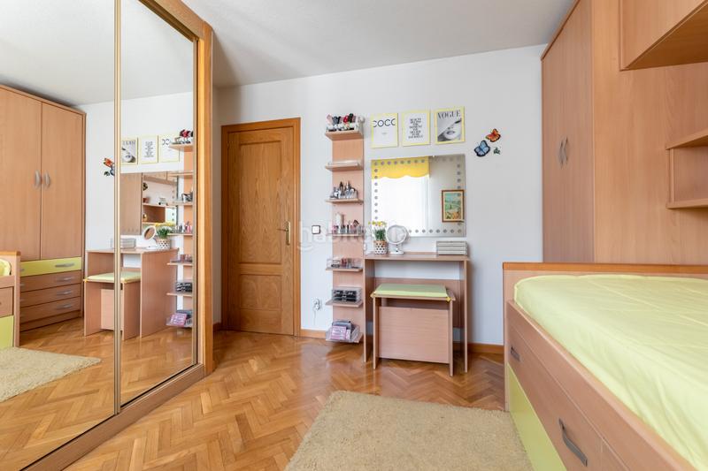 Foto d48b271d-f278-4e7a-bd8b-027c06ccb6d2. Casa aparellada amb calefacció aparcament piscina a Arroyomolinos