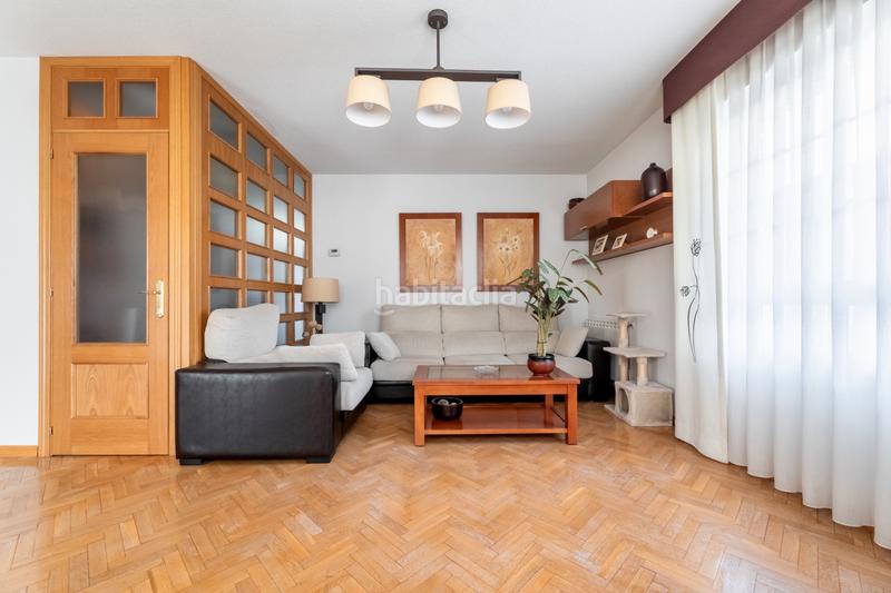 Foto f1354dfd-f703-40de-b7f8-81edda0cf4c2. Casa aparellada amb calefacció aparcament piscina a Arroyomolinos