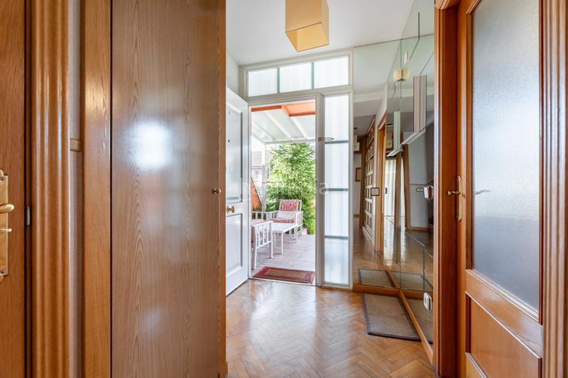 Foto fdcfd316-684e-4cc4-9e4e-0918959b3313. Casa aparellada amb calefacció aparcament piscina a Arroyomolinos