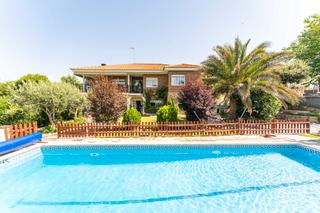 Chalet  Calle halcón. Casa / chalet independiente en venta en calle halcón, batres