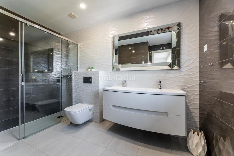 Foto 1e8a554d-c0dd-4459-8450-cb0db8a6d5f1. Xalet amb aparcament piscina a Urbanización El Mediterráneo Arroyomolinos