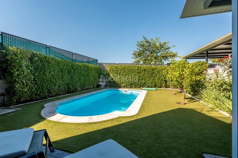 Foto cec0b0b7-6ec9-45ab-9383-2cd6a704d773. Xalet amb aparcament piscina a Urbanización El Mediterráneo Arroyomolinos
