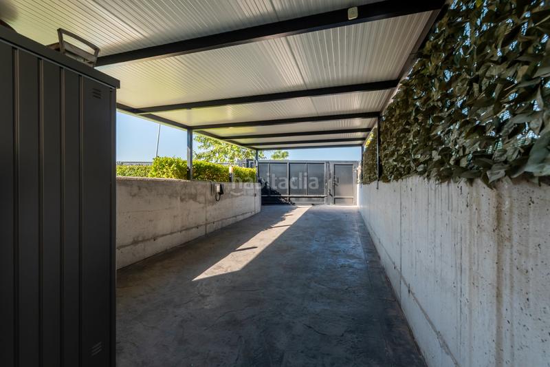 Foto eaef4f75-6f1b-4417-90e2-3365ff40b7f9. Xalet amb aparcament piscina a Urbanización El Mediterráneo Arroyomolinos