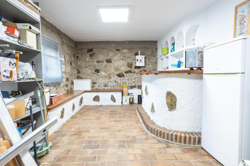 Foto ea9d828c-91a7-453e-8700-69aa985a1213. Chalet capital home vende chalet independiente en casco urbano completamente reformado en Brunete