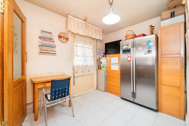 Foto c36f354c-6528-4e13-affe-123c7b985359. Chalet con camino riscaldamento parcheggio piscina in Sevilla la Nueva