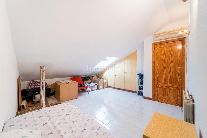 Foto 750f8962-44de-4e1e-80e6-87fa75ff8672. Duplex in calle de la zarza 10 in Brunete