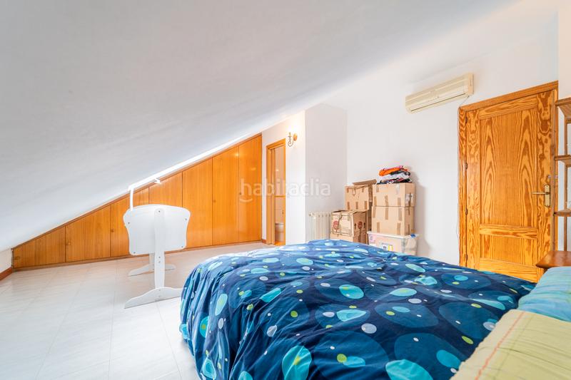 Foto d1248288-ef62-4f99-b860-7de39281797d. Duplex in calle de la zarza 10 in Brunete