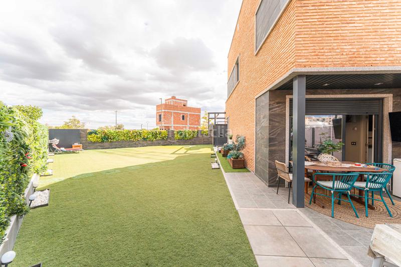 Foto 599dde18-9530-4edc-914d-7617681d4f9f. Xalet amb calefacció aparcament a Sur - PAU 4 Móstoles