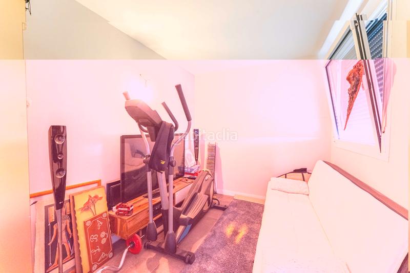 Foto d2624882-f88e-461e-8fe3-9cbdf9c8d6c0. Xalet amb calefacció aparcament a Sur - PAU 4 Móstoles