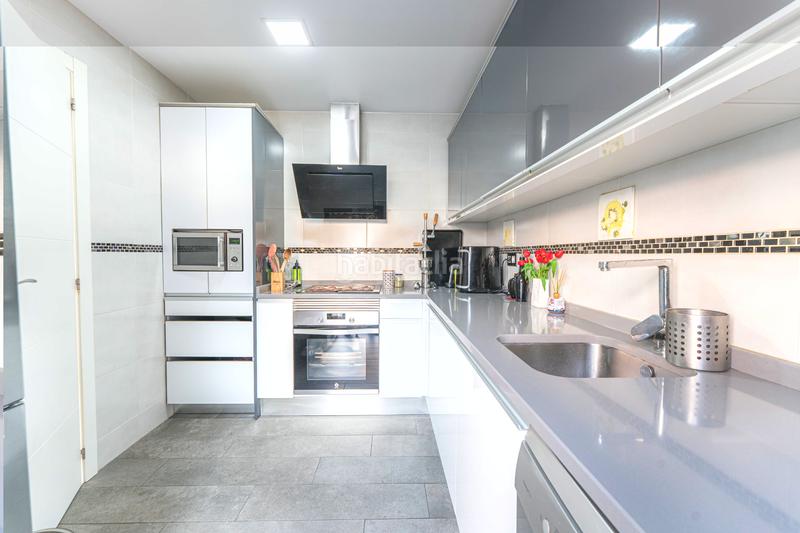 Foto dfac693d-9271-4f43-9da1-170fc38c91df. Xalet amb calefacció aparcament a Sur - PAU 4 Móstoles