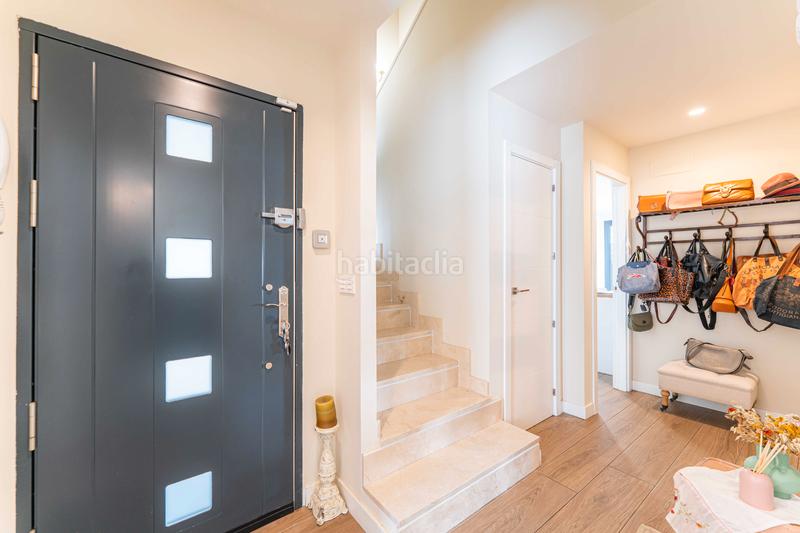 Foto 1c391bef-5ceb-4182-be3d-626a963e4e93. Casa bifamiliare con riscaldamento parcheggio piscina in Arroyomolinos