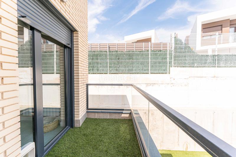 Foto 2cbed4dd-503b-4eba-90d9-8119919efeb1. Casa bifamiliare con riscaldamento parcheggio piscina in Arroyomolinos