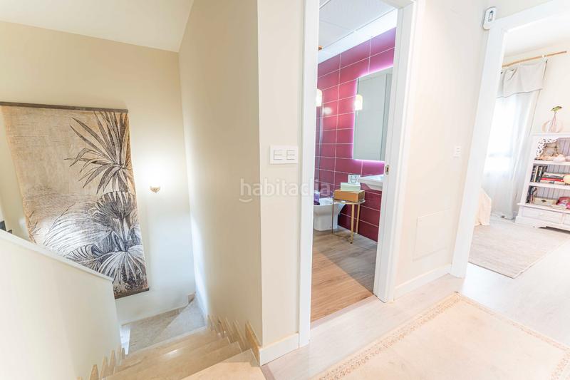 Foto f4513f6c-5a86-4382-ad5c-f30305f42c13. Casa bifamiliare con riscaldamento parcheggio piscina in Arroyomolinos