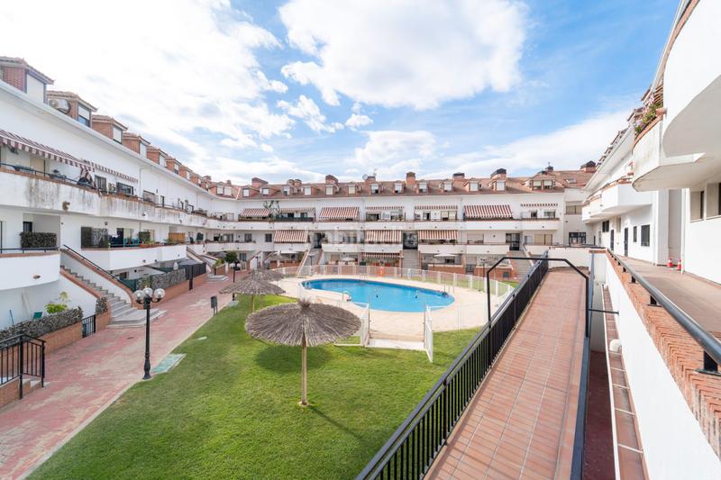 Foto bb7ecbd7-b618-4b45-8b6c-aa231264d23c. Piso en calle general asensio 21 ¡capital home vevnde este fantástico piso ! en Sevilla la Nueva