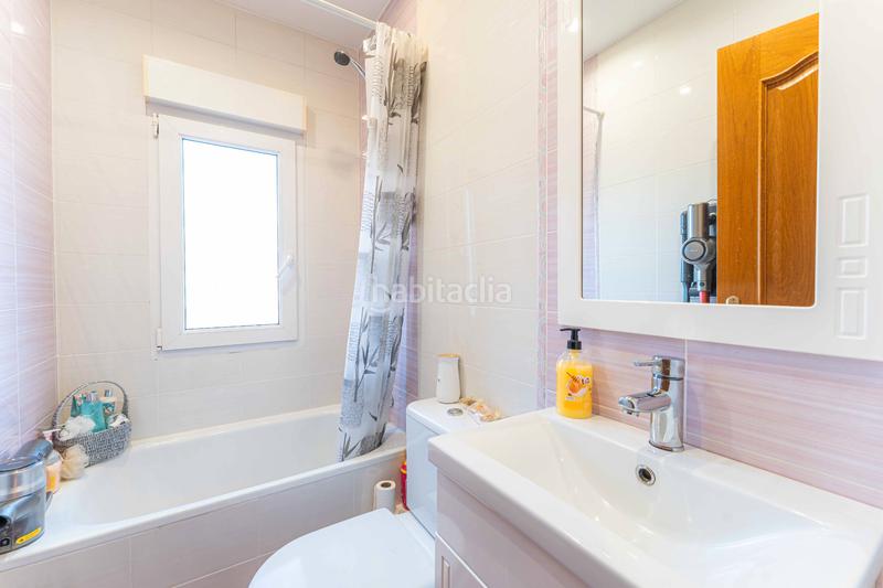 Foto 85208584-432c-4385-b29b-38113bb9a1eb. Chalet mit kamin heizung parking pool in Serranillos del Valle