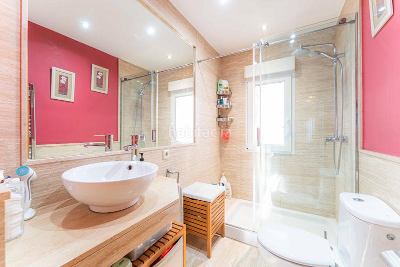 Foto bdd7a323-ce4f-455f-a05d-6848aa0a0368. Chalet mit kamin heizung parking pool in Serranillos del Valle