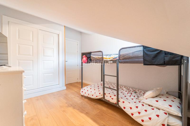 Foto eb36f690-c3ba-4f53-bc5f-2b4e08f2fe27. Dúplex amb calefacció aparcament piscina a Sevilla la Nueva