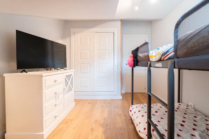 Foto f3a199b8-2116-461e-b363-5a85f22bcecc. Dúplex amb calefacció aparcament piscina a Sevilla la Nueva