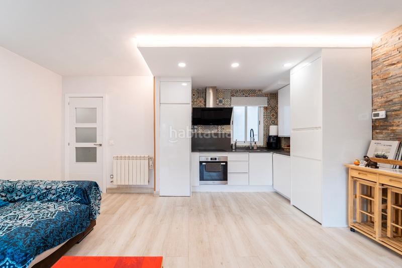 Foto feb8e17f-78f3-4a12-bba6-36665df15215. Dúplex amb calefacció aparcament piscina a Sevilla la Nueva